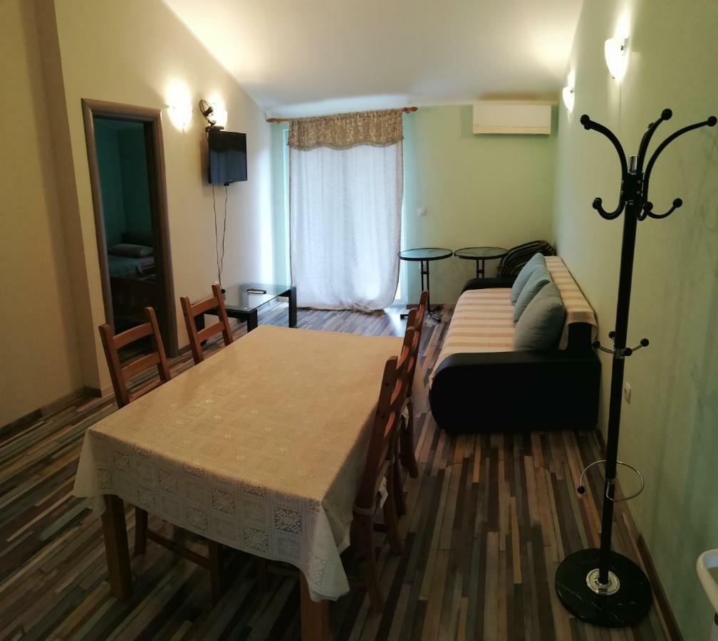 Apartments Sadina Skradin Esterno foto
